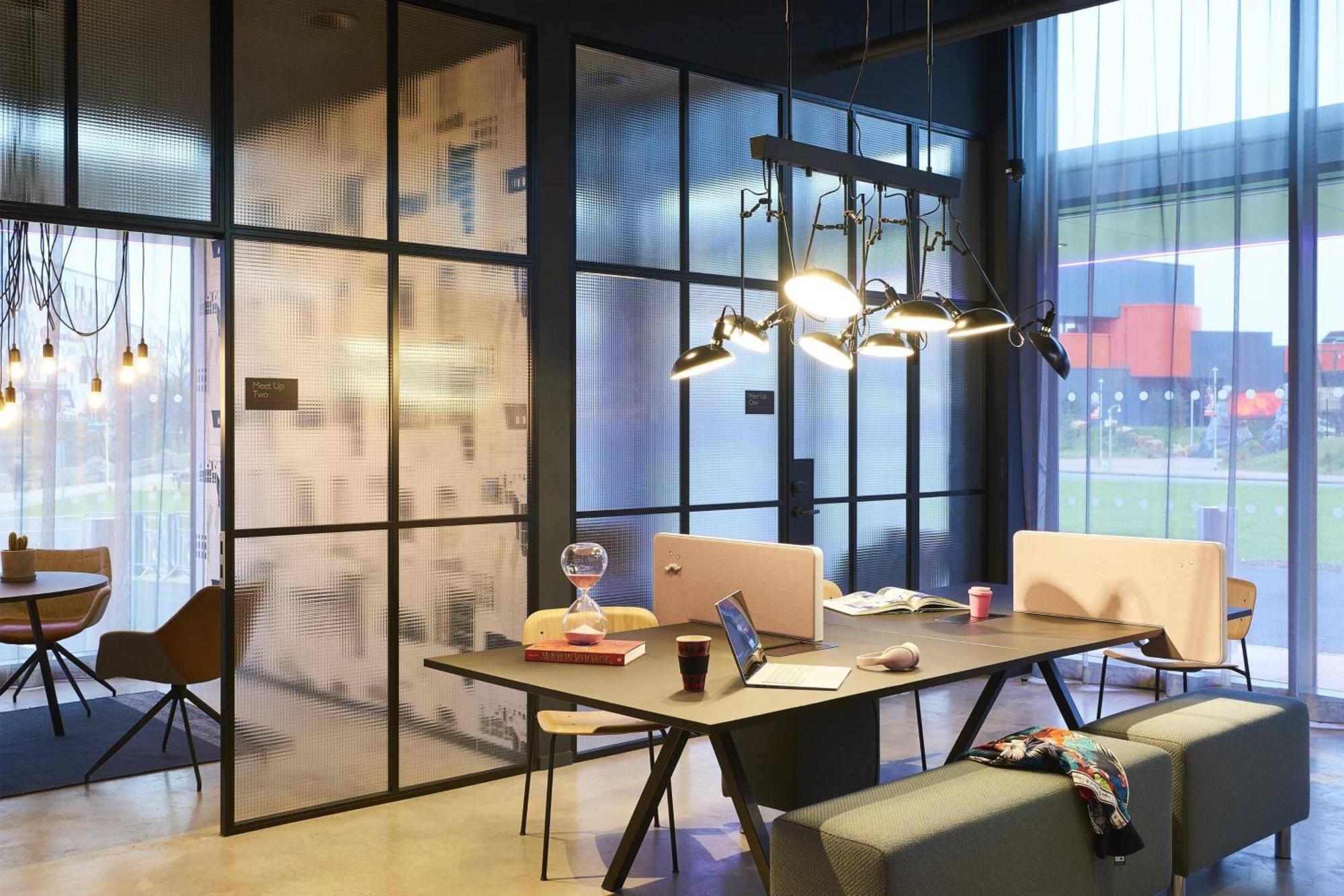 Moxy Birmingham Nec Hotel Бекенхил Екстериор снимка